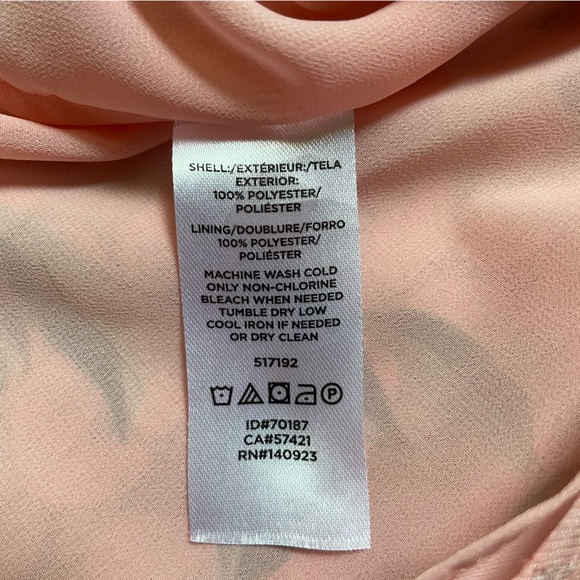 Loft Textured Blouse - Picture 5 of 5